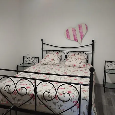 Le Neptuna 50 Metres Reservation Du Samedi Au Samedi En Haute Saison Apartman Agde