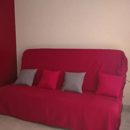 Le Neptuna 50 Metres Reservation Du Samedi Au Samedi En Haute Saison Apartment Agde